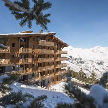 Aux Pieds Avec Piscine Et Parking Aux Arcs 1800 - Fr-1-352-4 *