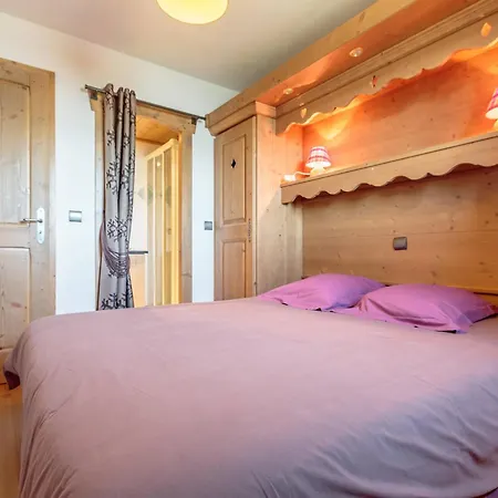 Aux Pieds, 2 Chambres, Parking Couvert Inclus - Fr-1-352-4 Apartamento