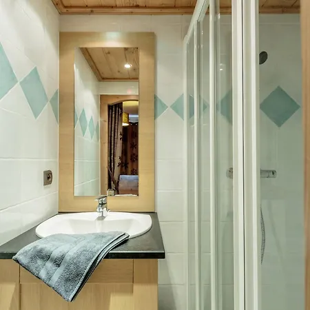 Aux Pieds Avec Piscine Et Parking Aux Arcs 1800 - Fr-1-352-4 * Les Arcs (Savoie)