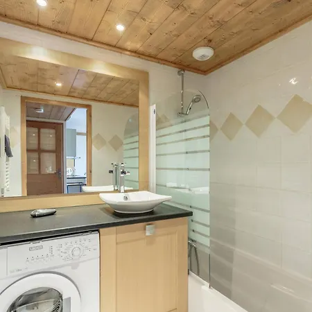 Aux Pieds Avec Piscine Et Parking Aux Arcs 1800 - Fr-1-352-4 Appartement